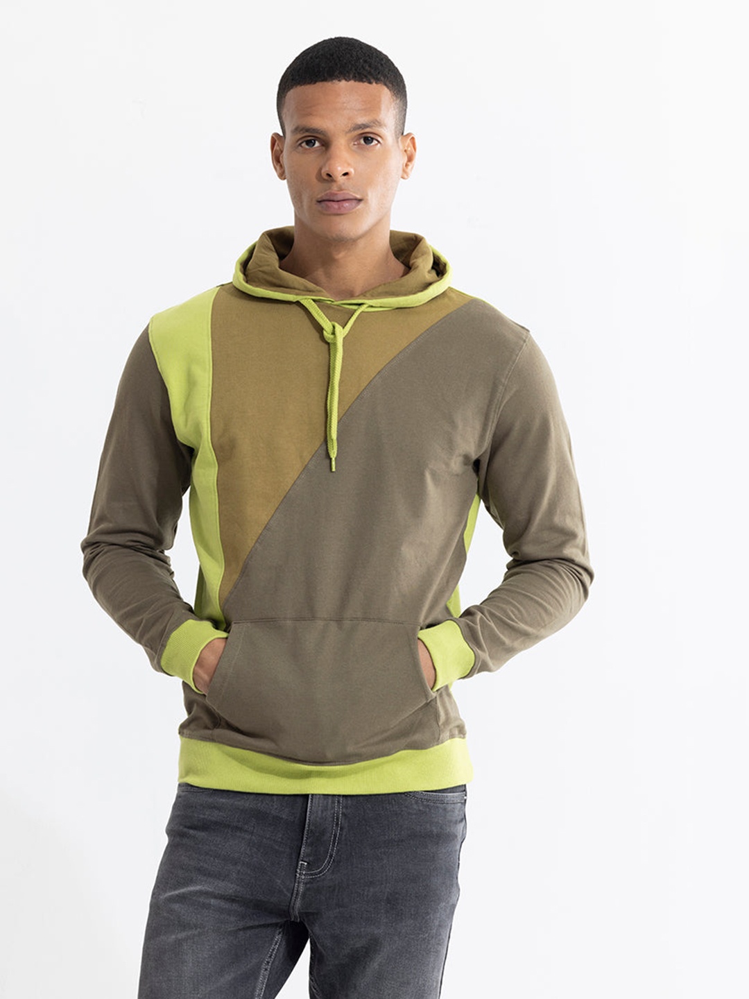 

Snitch Men Green Colourblocked Hooded Cotton Sweatshirt