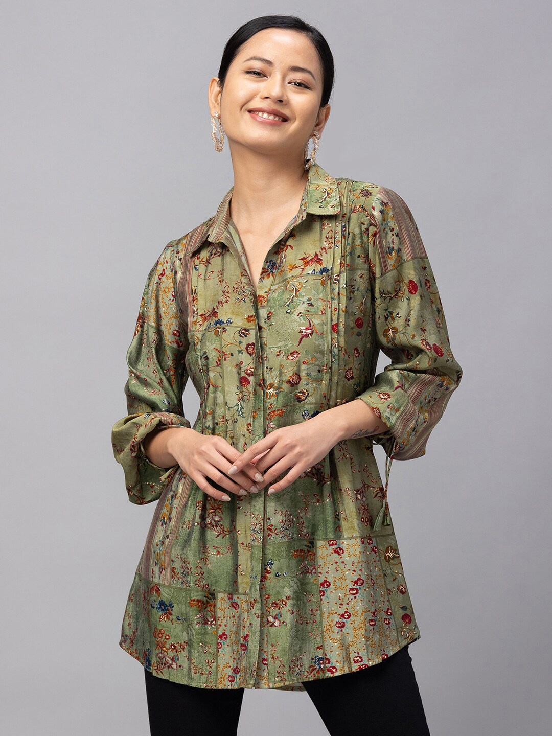

TANKHI Women Green Comfort Floral Printed Casual Shirt