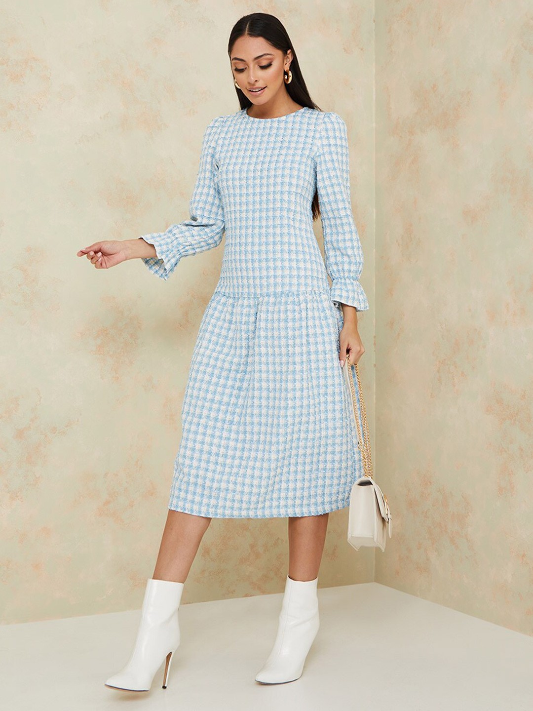 

Styli Women Blue & White Checked Drop-Waist Round Neck Midi Dress