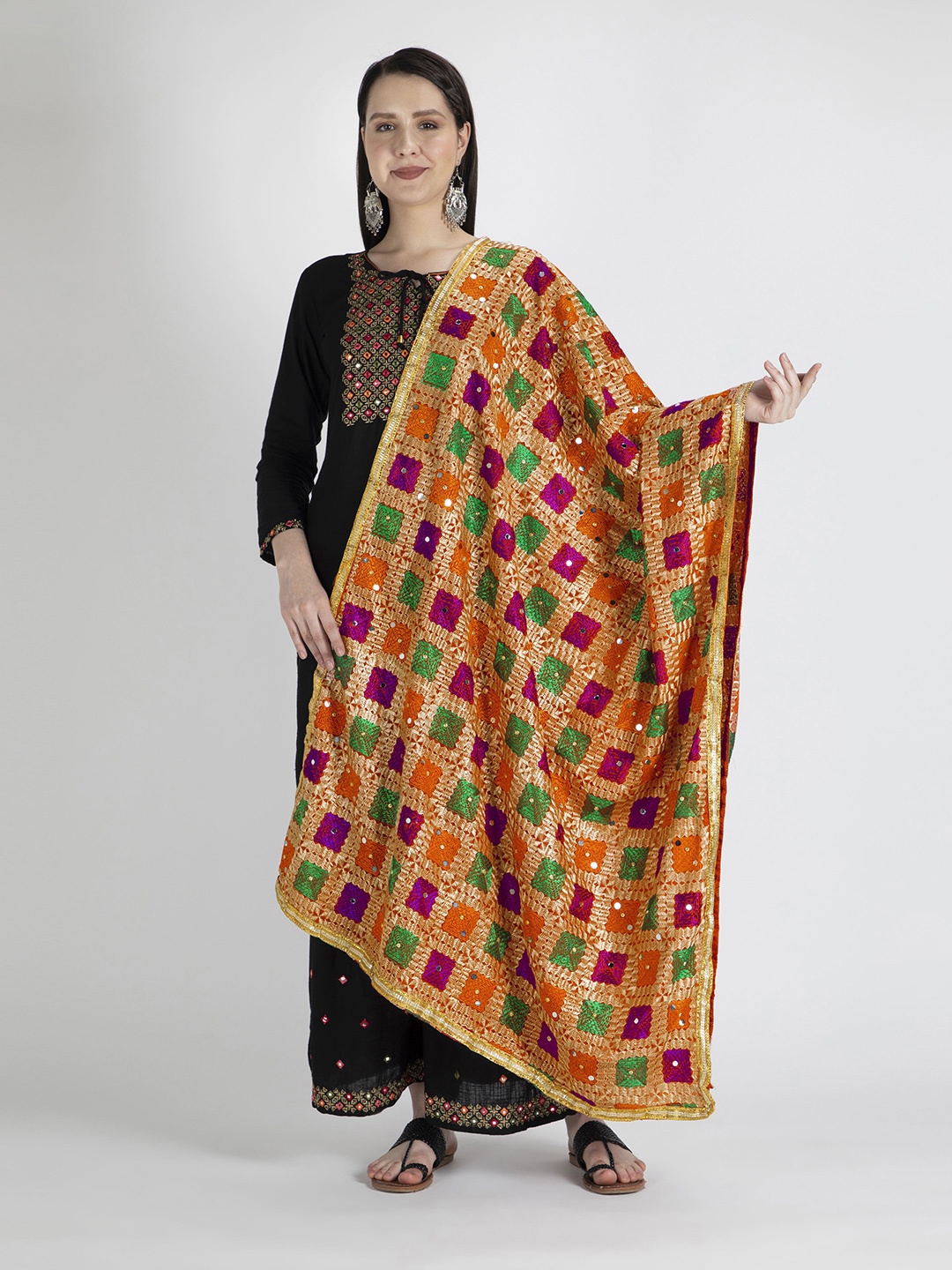 

Moda Chales Women Green & Orange Embroidered Dupatta with Phulkari