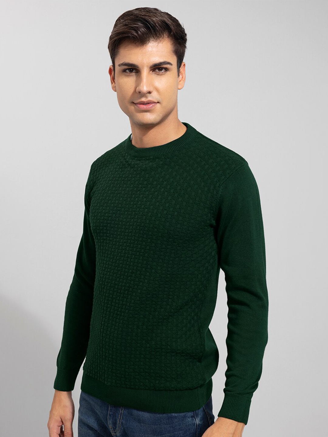 

Snitch Men Green Self Design Cotton Pullover Sweater
