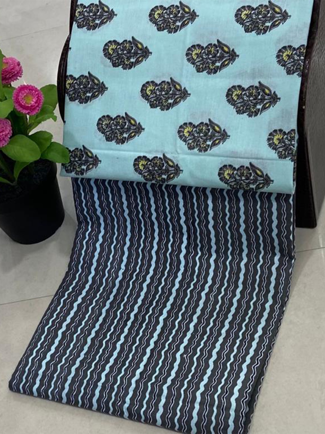 

SALWAR STUDIO Blue & Yellow Printed Pure Cotton Unstitched Dress Material