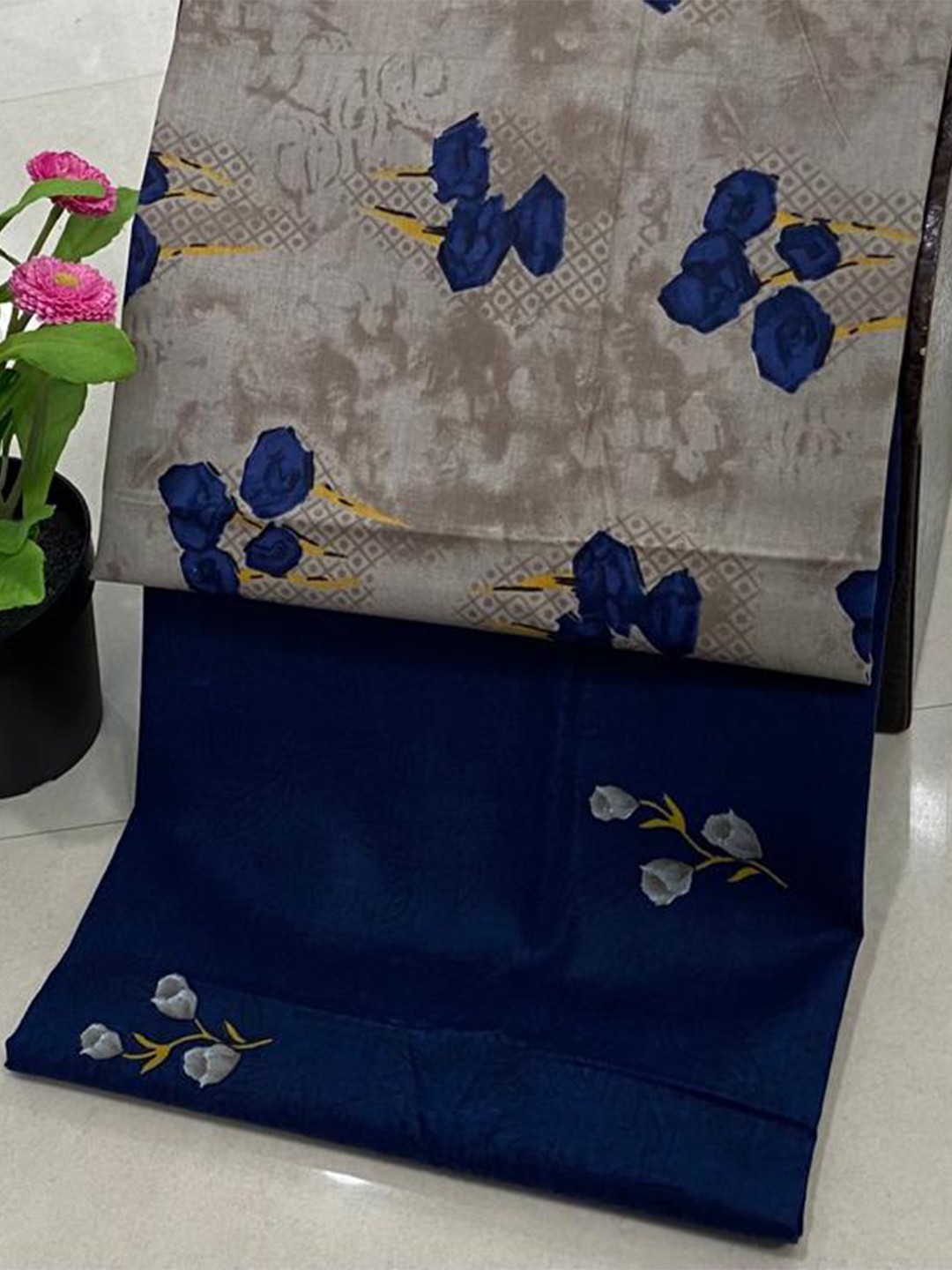 

SALWAR STUDIO Grey & Navy Blue Printed Pure Cotton Unstitched Dress Material