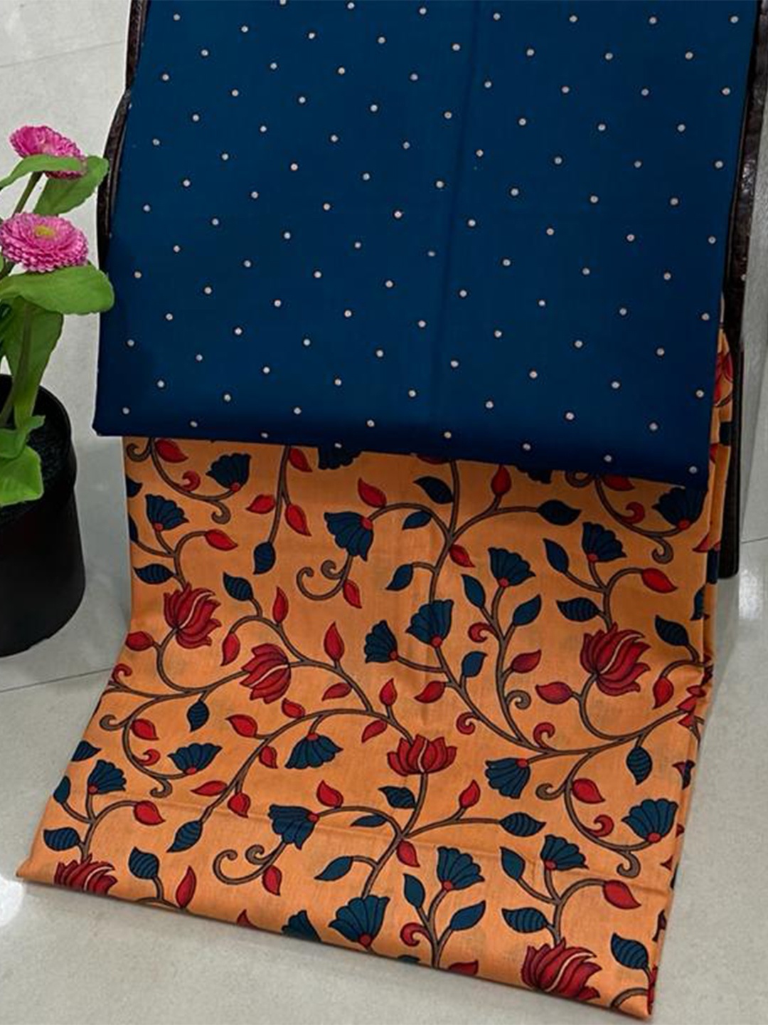 

SALWAR STUDIO Orange & Blue Printed Pure Cotton Unstitched Dress Material