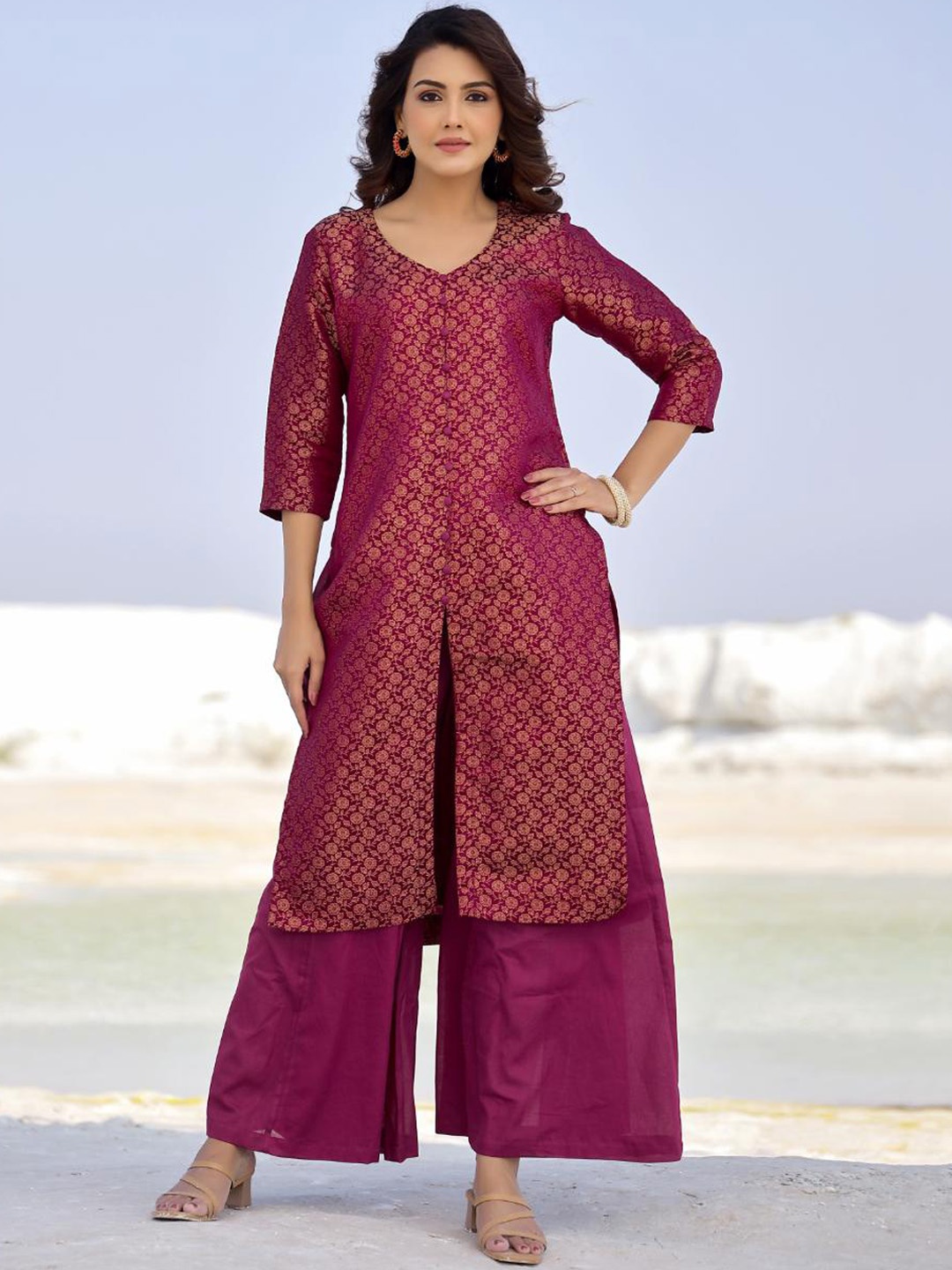 

Baisacrafts Women Maroon Floral Brocade Kurta with Palazzo