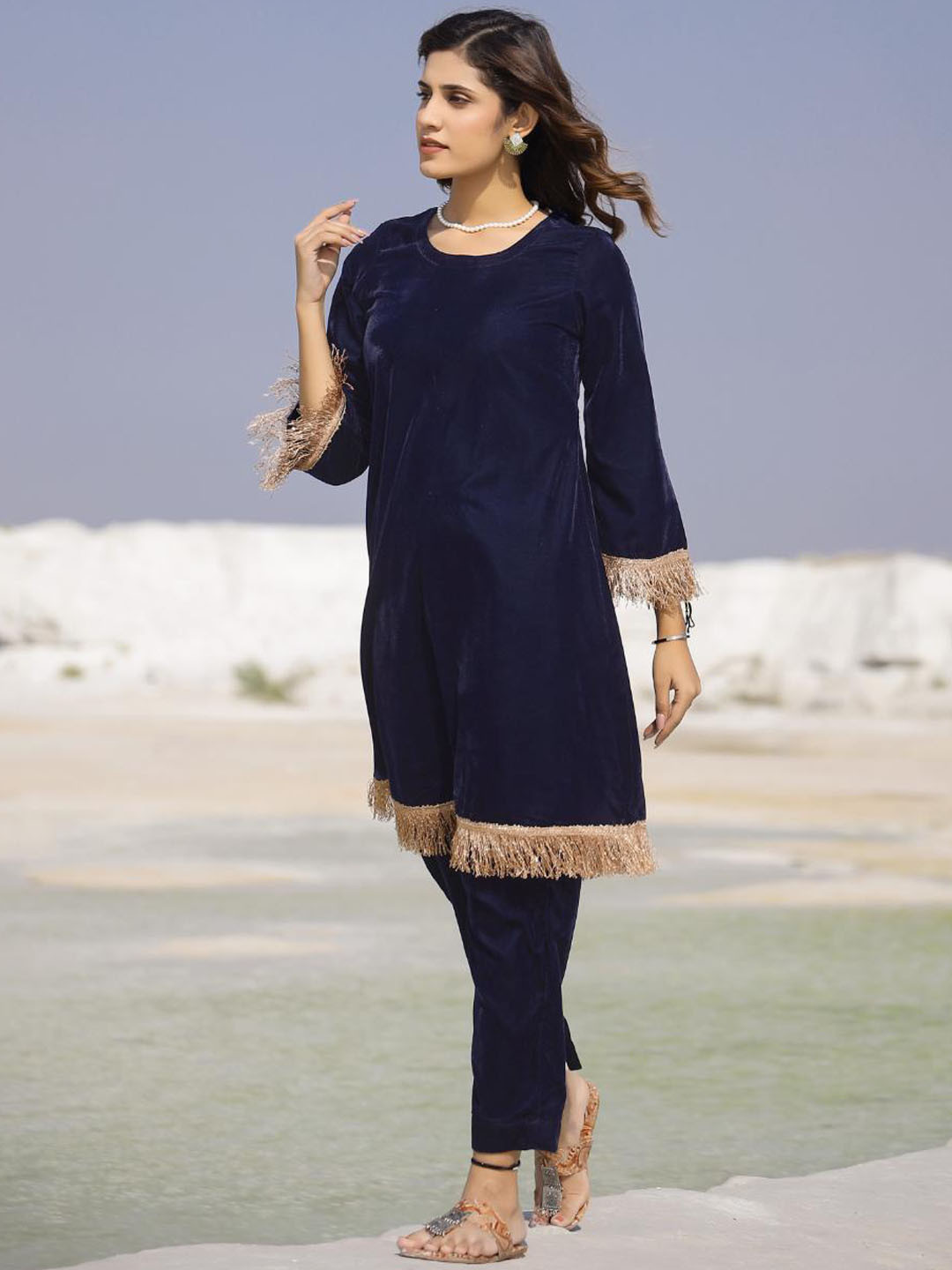 

Baisacrafts Women Blue Velvet Kurta with Trousers