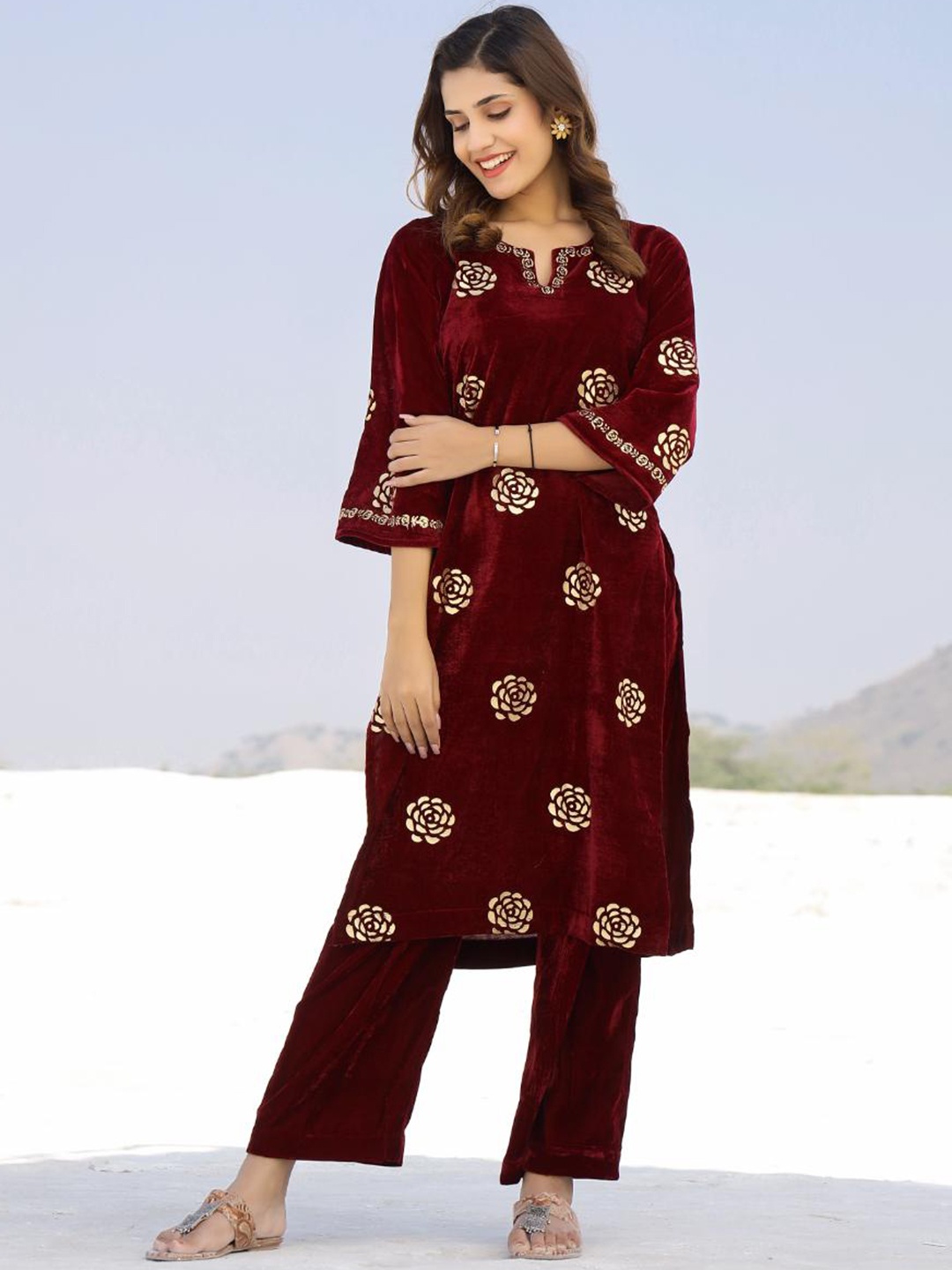 

Baisacrafts Women Maroon Floral Foil Printed Velvet Kurta with Palazzo Set
