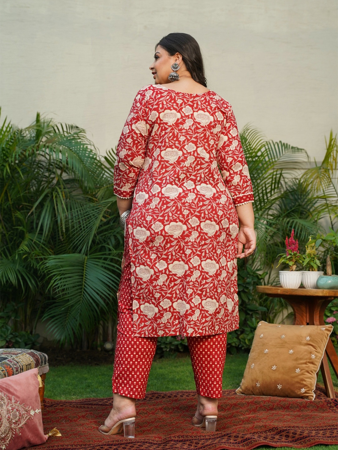 

NANGALIA RUCHIRA Women Plus Size Red Floral Printed Pure Cotton Kurta with Trouser