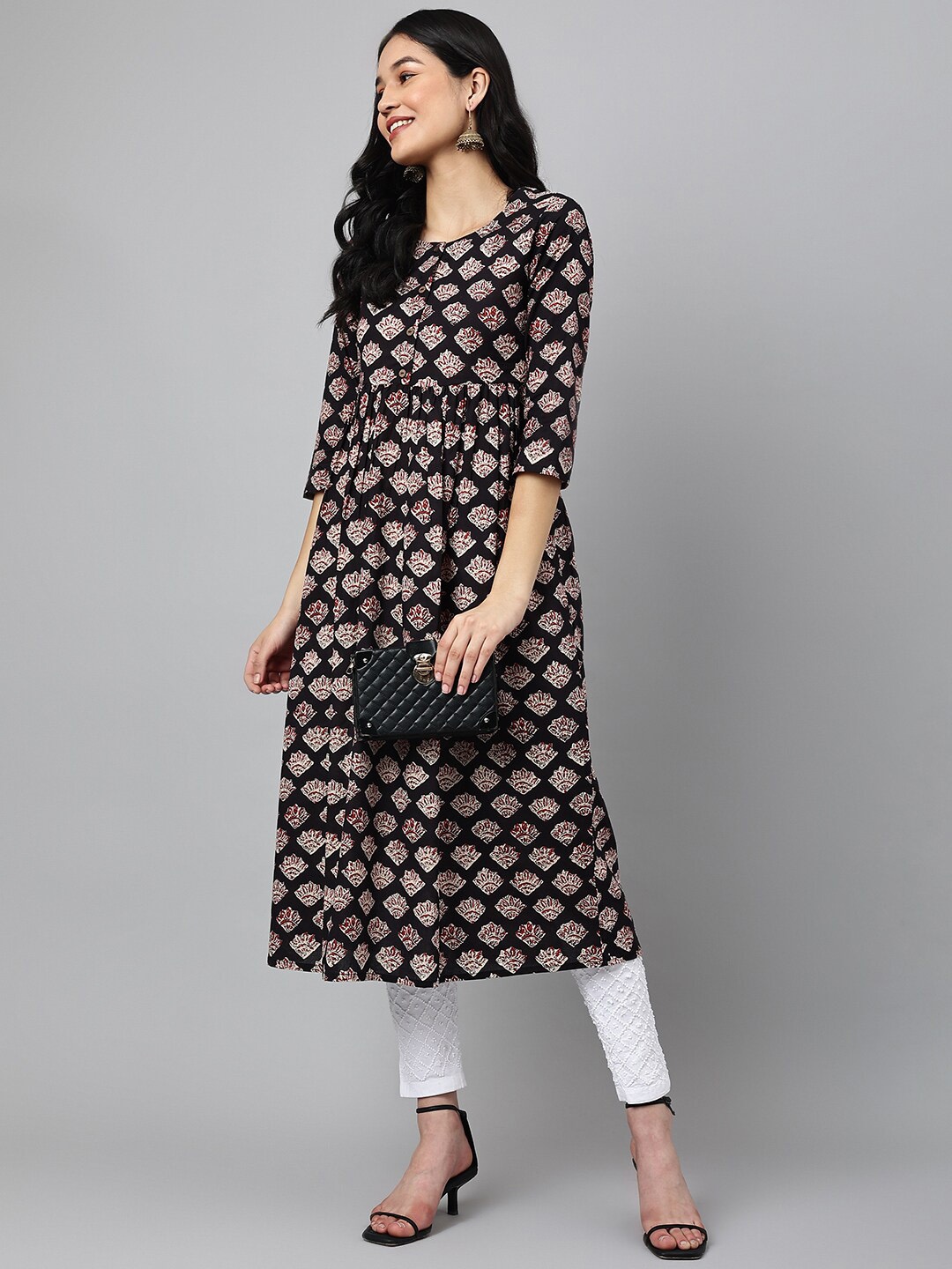 

Ashlee Ethnic Motifs Printed Cotton Kurta, Black