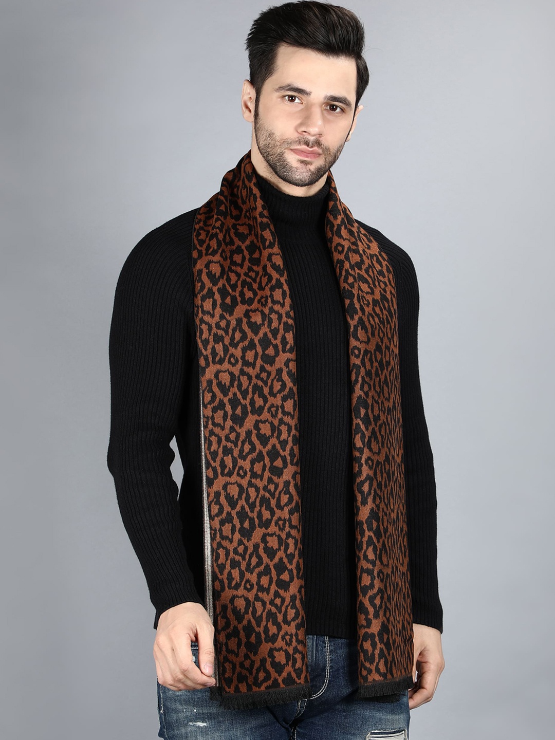 

Alvaro Castagnino Men Black and Copper Animal Print Wool Muffler