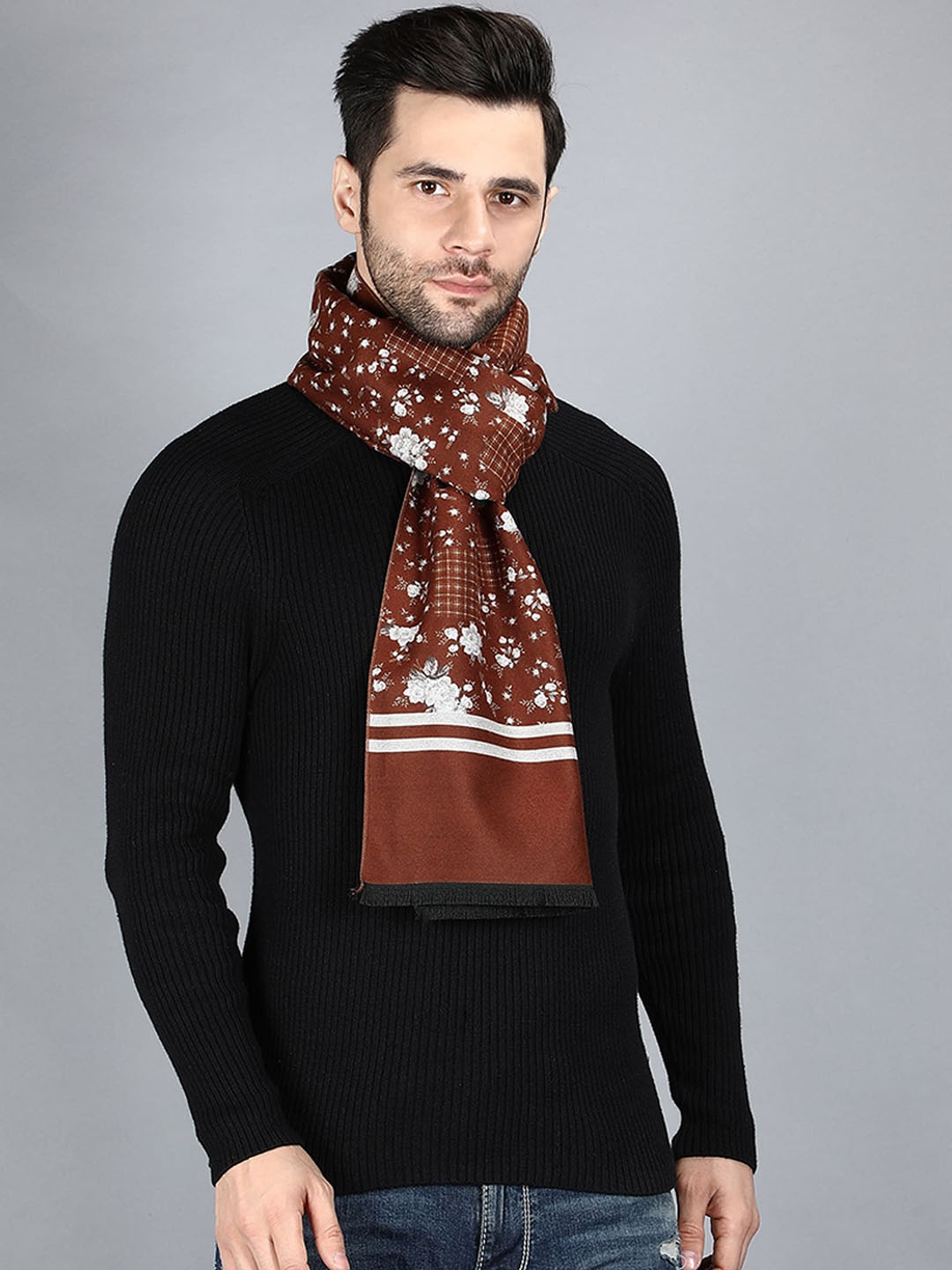 

Alvaro Castagnino Men Brown & White Floral Printed Mufflers