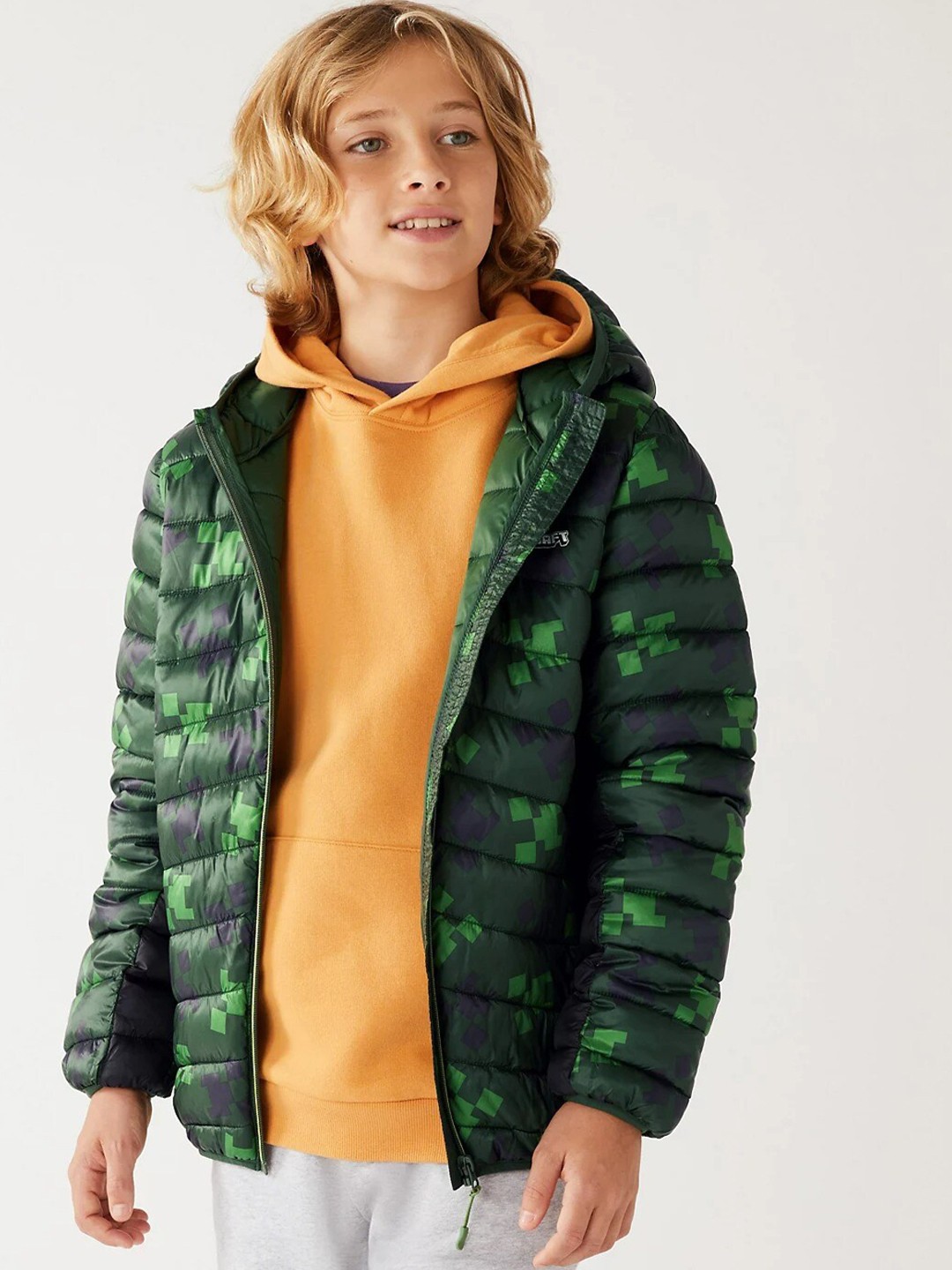 

Marks & Spencer Boys Green Camouflage Lightweight Padded Jacket