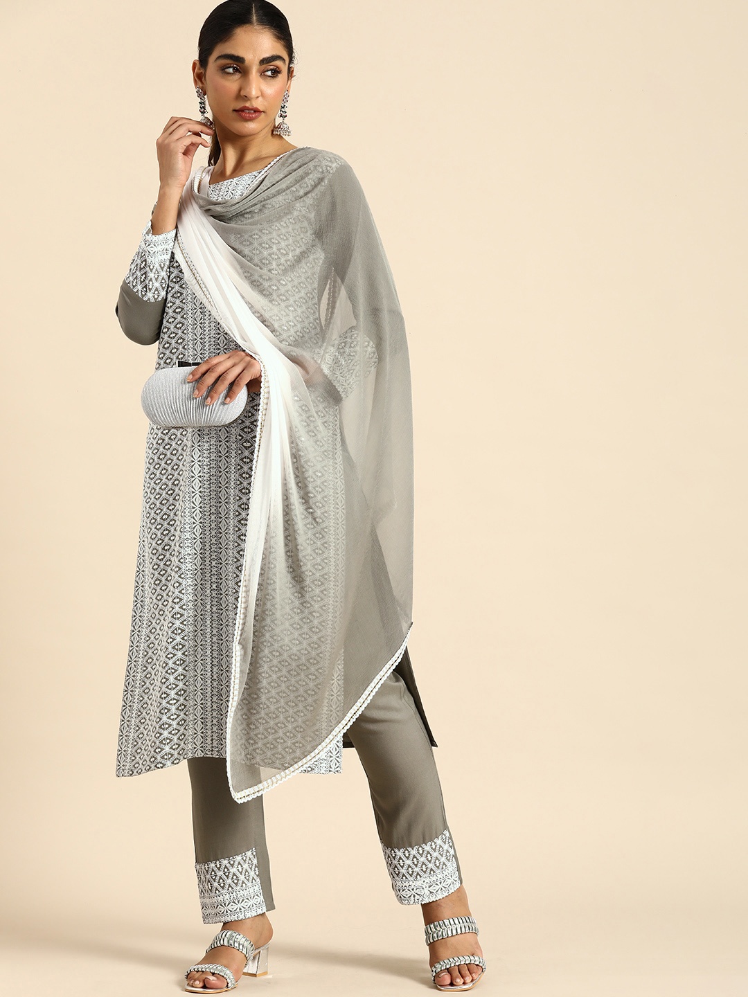 

all about you Women Embroidered Chikankari Kurta With Trousers & With Dupatta, Olive