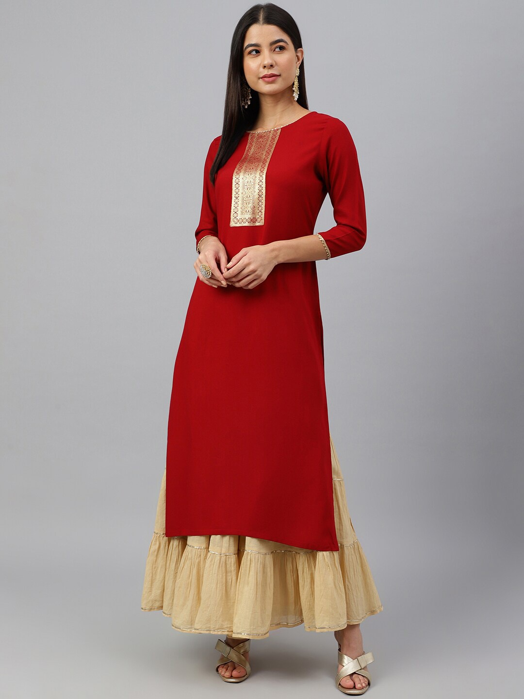 

Janasya Round Neck Yoke Design Kurta, Maroon