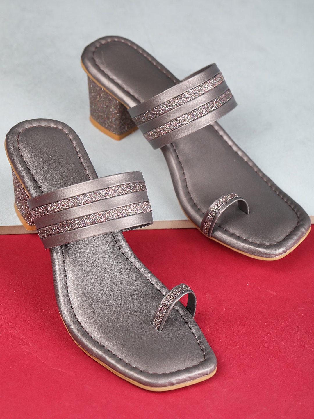 

Luv Byt Textured Ethnic Block Sandals, Grey