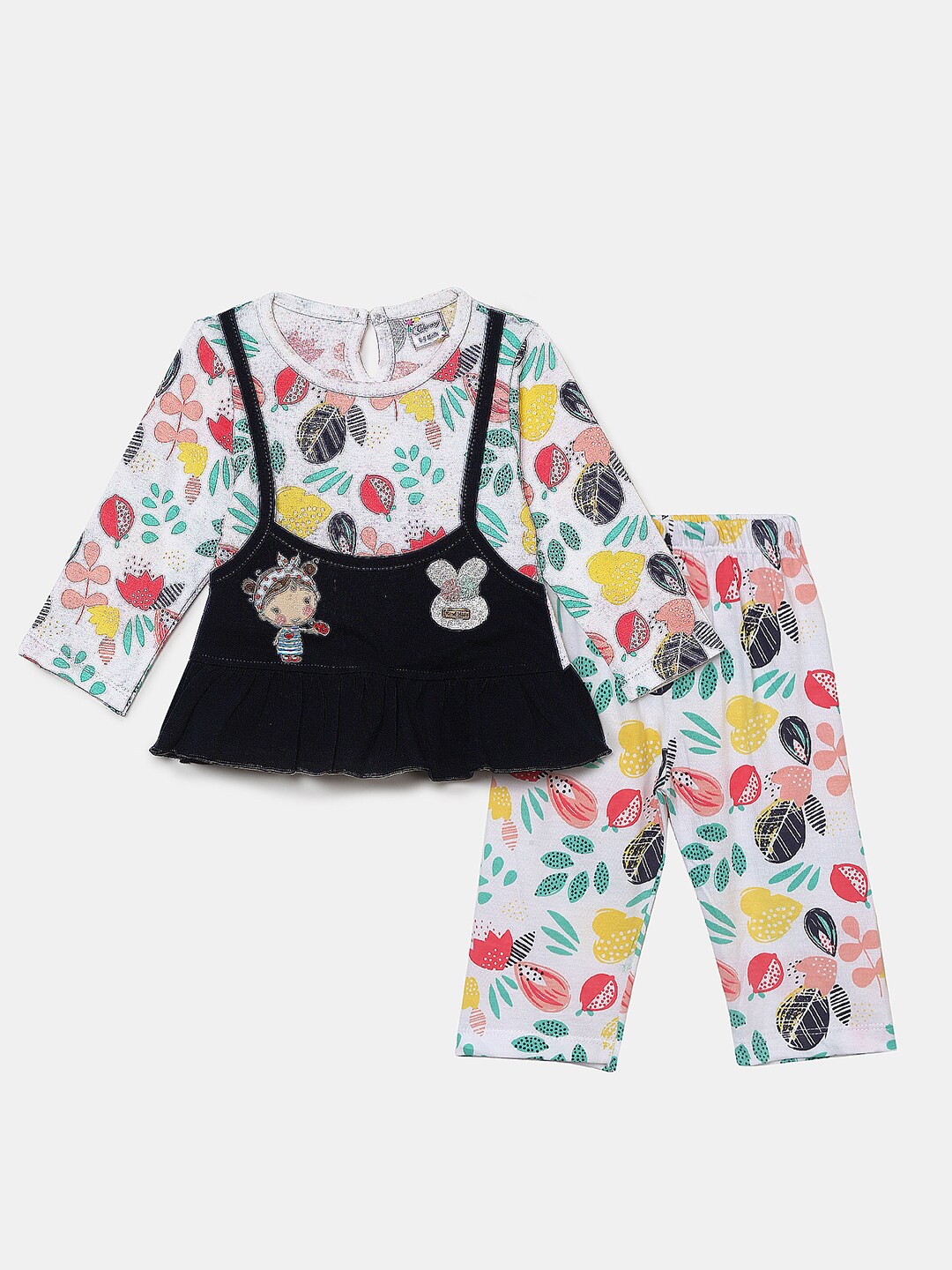 

V-Mart Girls White & Black Printed Pure Cotton Top with Pyjamas