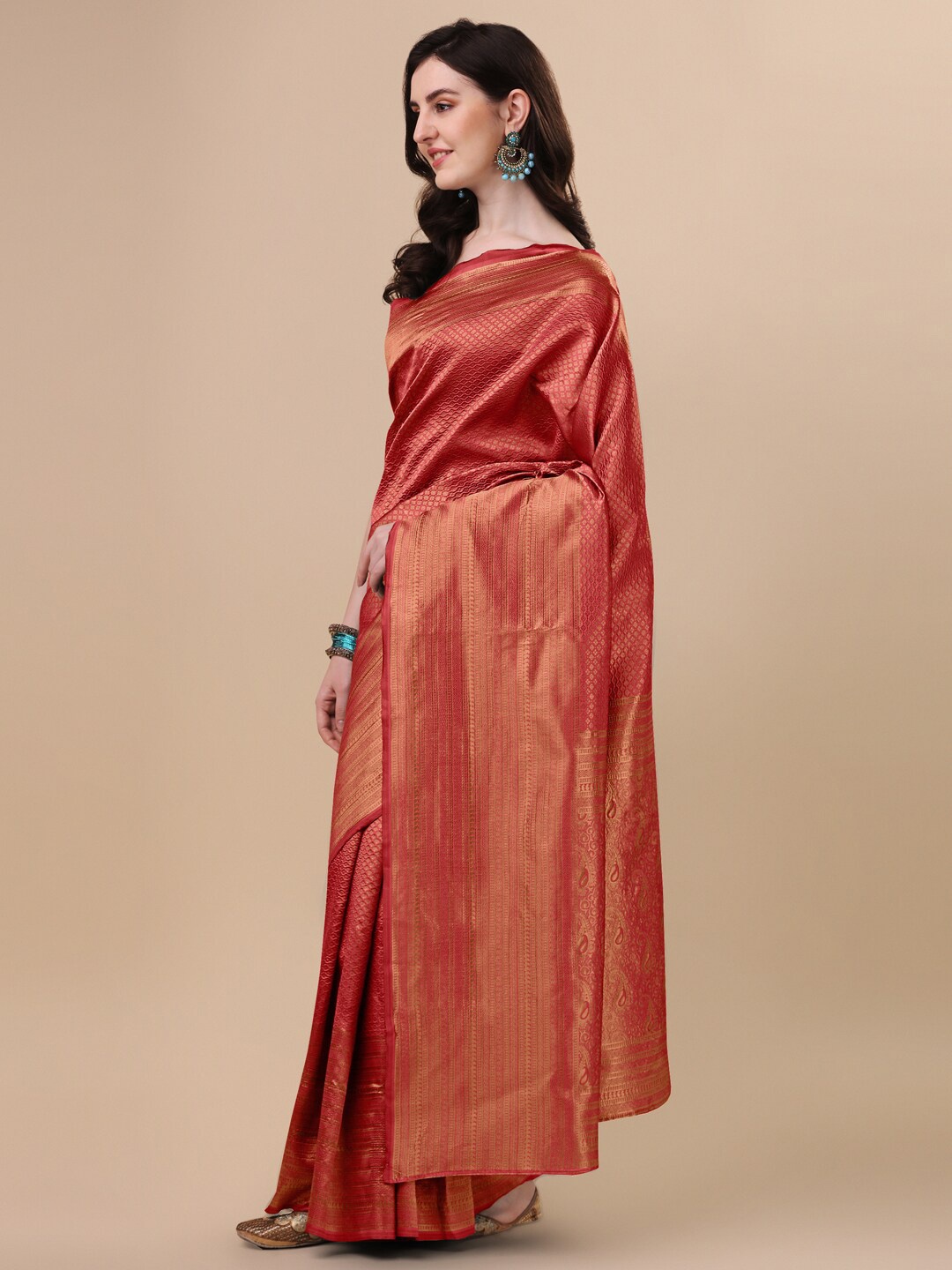 

MIRCHI FASHION Red & Gold-Toned Ethnic Motifs Zari Banarasi Saree