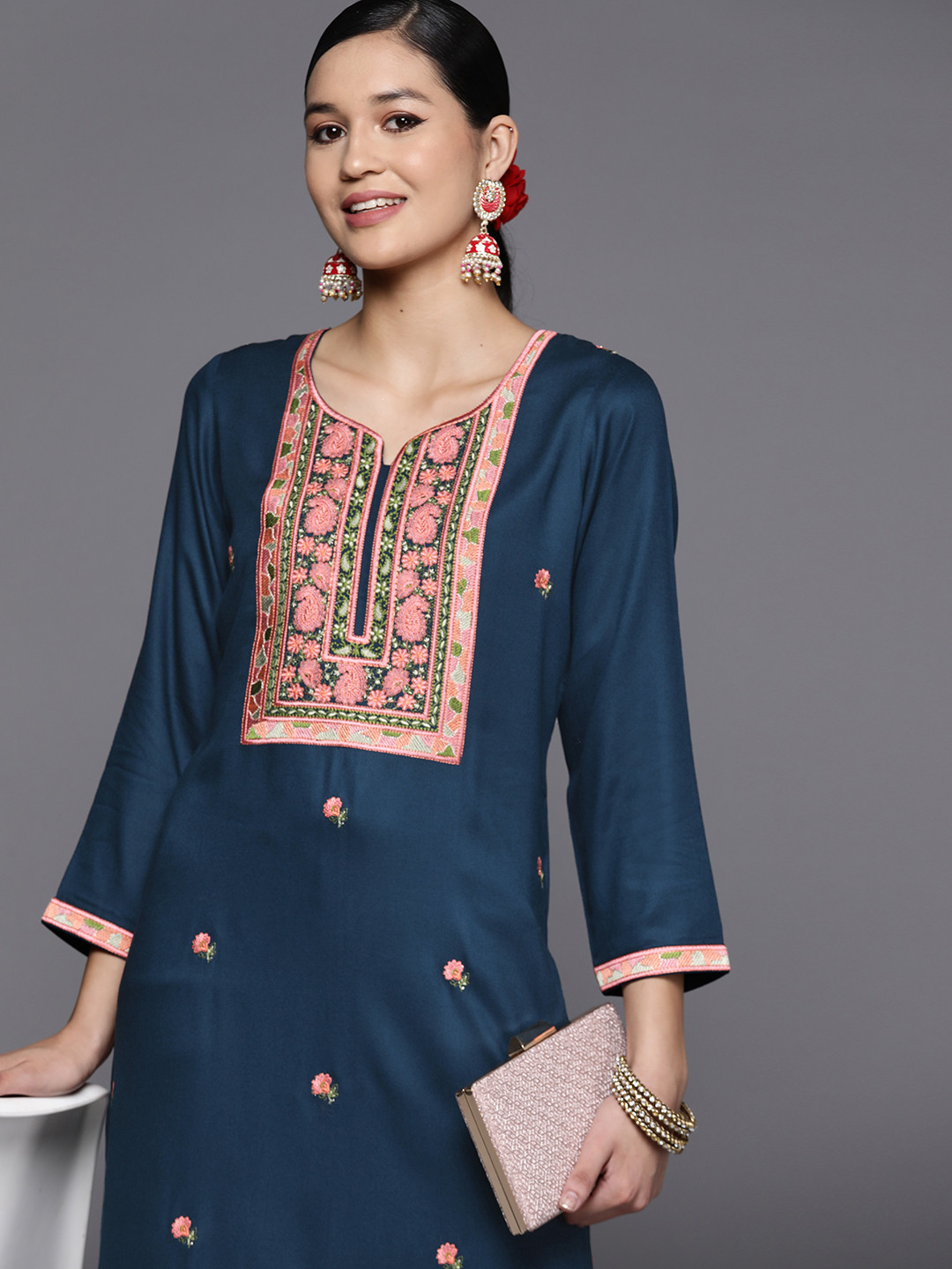 

Libas Women Teal Pashmina Wool Embroidered Straight Kurta