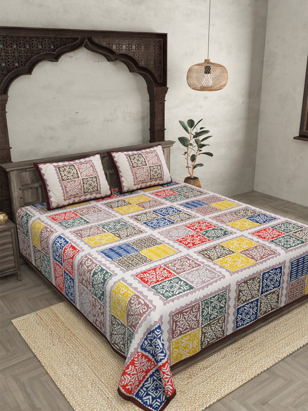 

JAIPUR FABRIC White & Red Cotton Floral Queen Bedsheet with 2 Pillow Covers