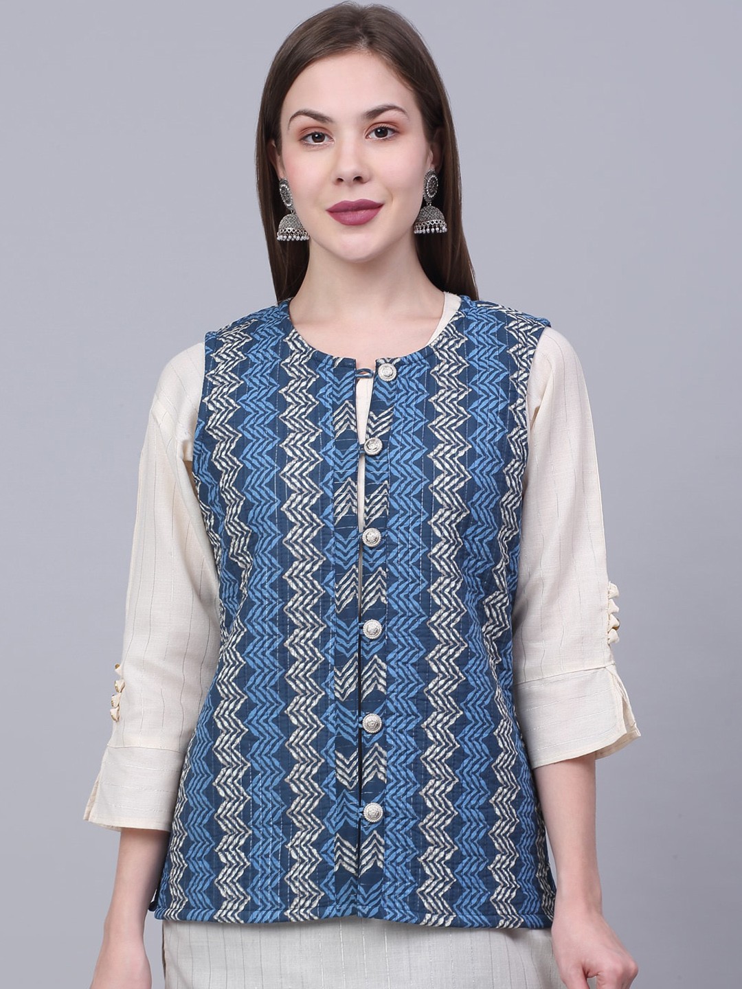 

KALINI Women Blue Geometric Printed Cotton Lightweight Tailored Jacket