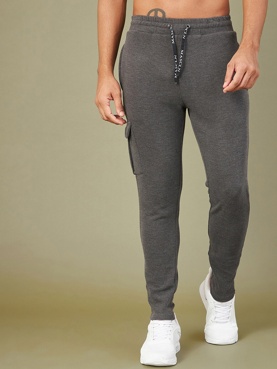 

MASCLN SASSAFRAS Men Charcoal-Grey Solid Slim-Fit Cotton Track Pant