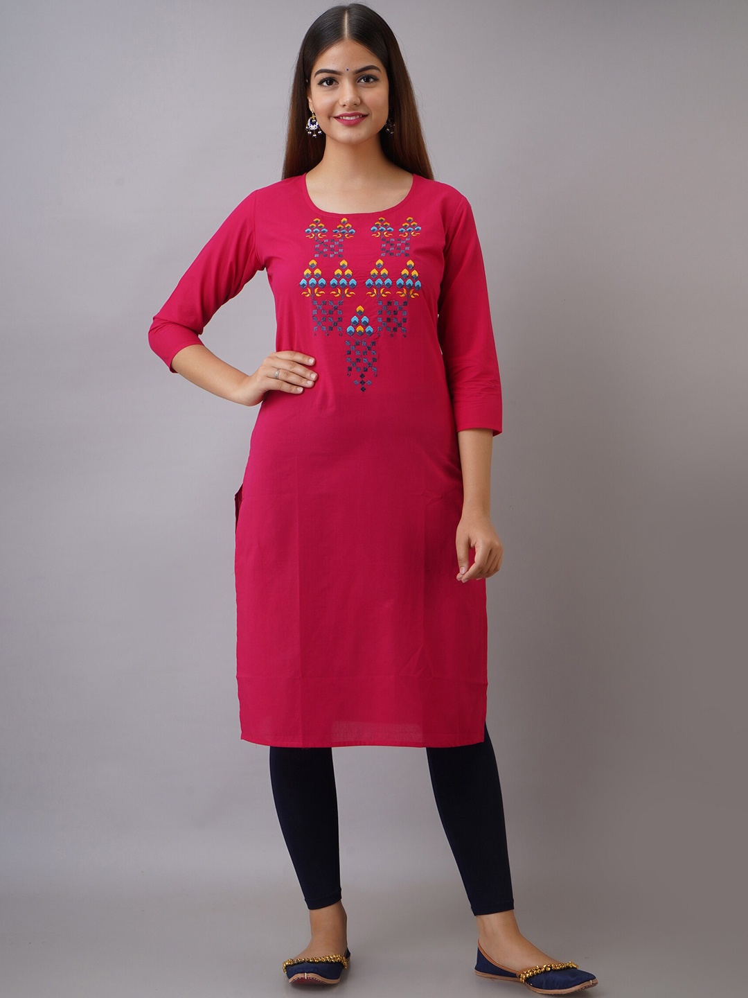 

Ksharaa Pink Ethnic Motifs Embroidered Thread Work Kurta