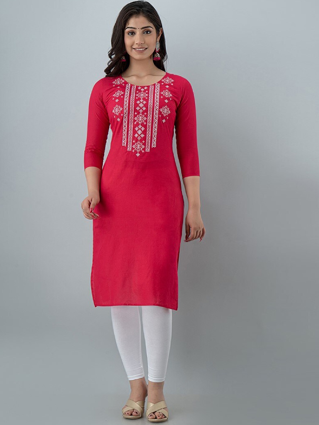 

Ksharaa Geometric Embroidered Pure Cotton Kurta, Pink