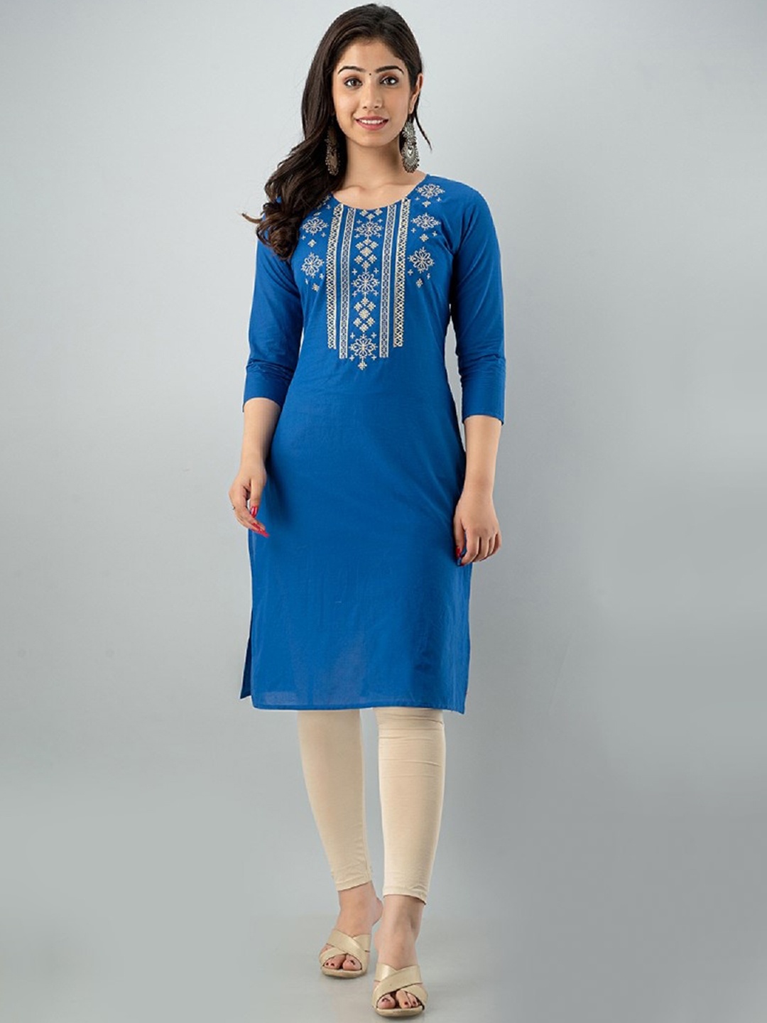 

Ksharaa Women Blue Geometric Embroidered Thread Work Kurta