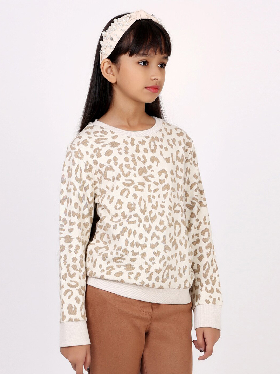 

One Friday Girls Beige Printed Sweatshirt