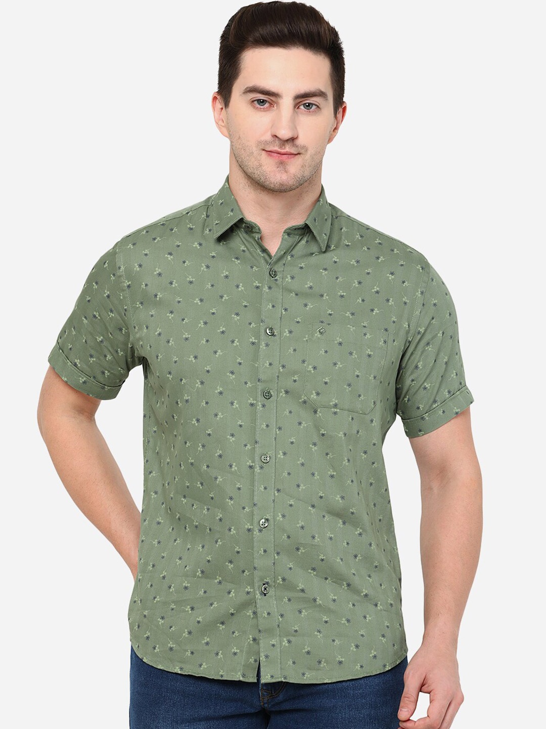 

Greenfibre Men Classic Conversational Printed Pure Cotton Casual Shirt, Green