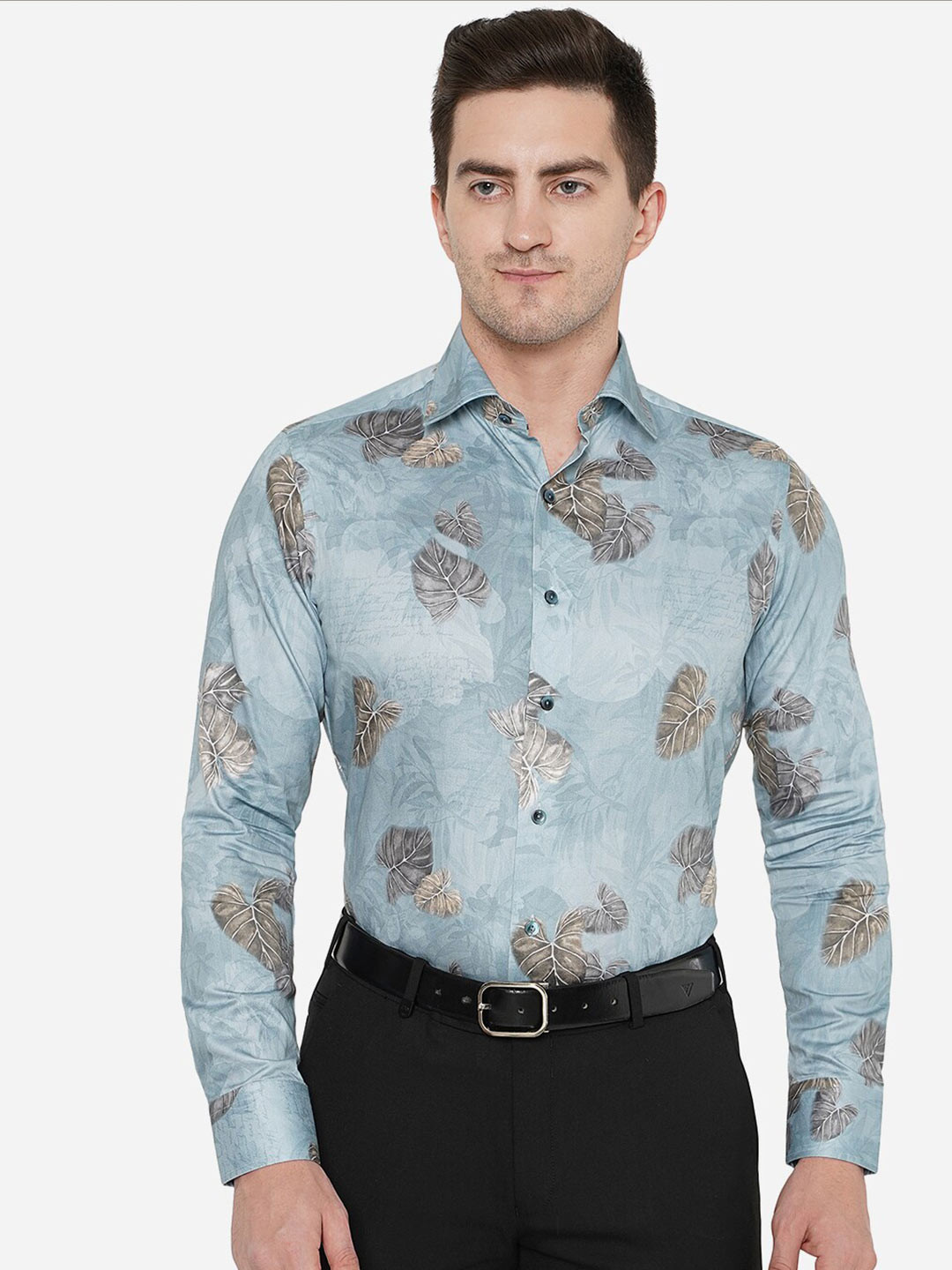 

WYRE Men Blue Classic Slim Fit Floral Printed Cotton Party Shirt