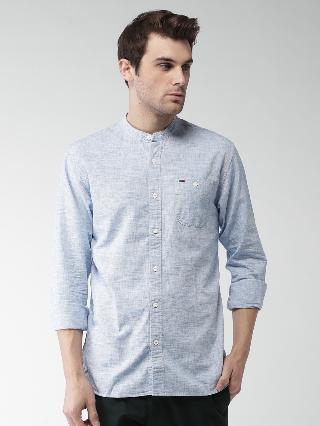 

Tommy Hilfiger Men Blue Original Regular Fit Solid Casual Shirt