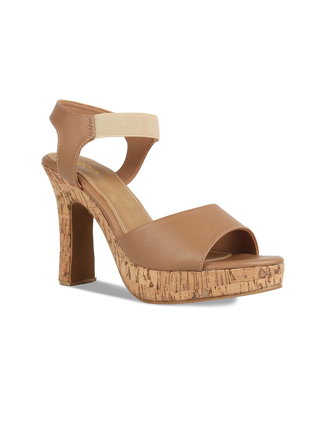 

Rocia Beige Block Peep Toes