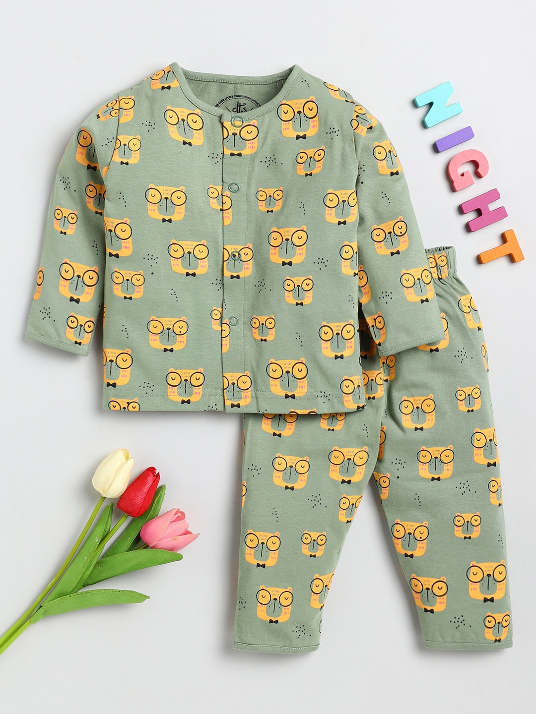 

Clt.s Kids Green & Yellow Printed Shirt & Pyjamas Pure Cotton Night Suit