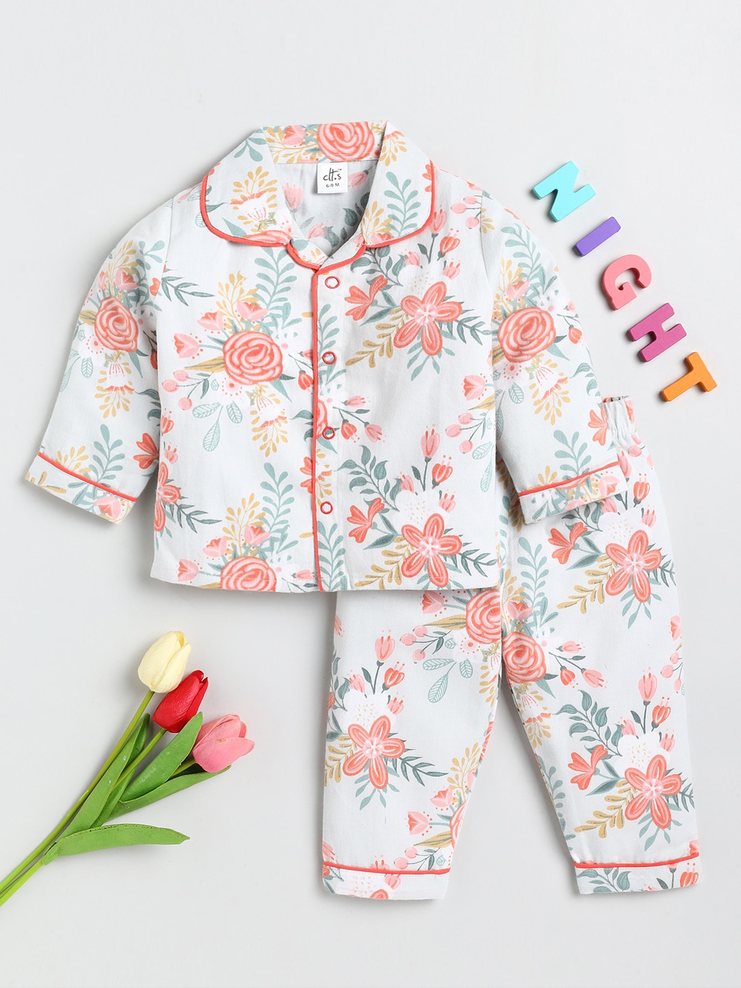 

Clt s Kids White & Peach-Coloured Printed Pure Cotton Shirt & Pyjamas Night Suit
