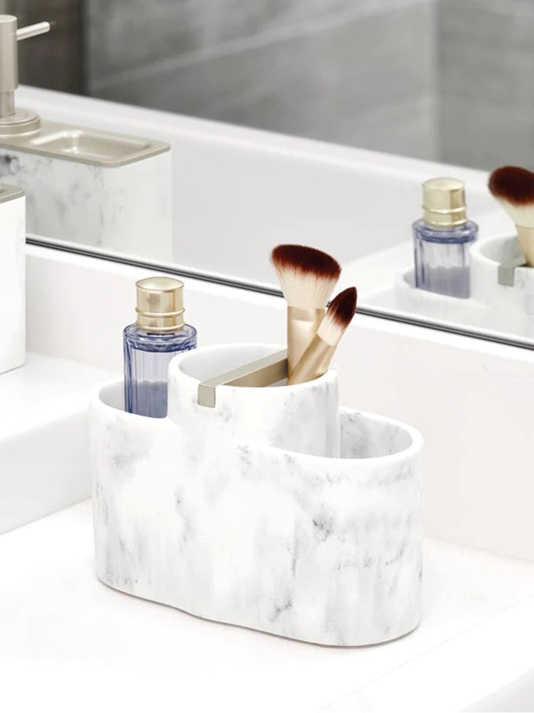 

INTERDESIGN Dakota White Solid Marble Organisers