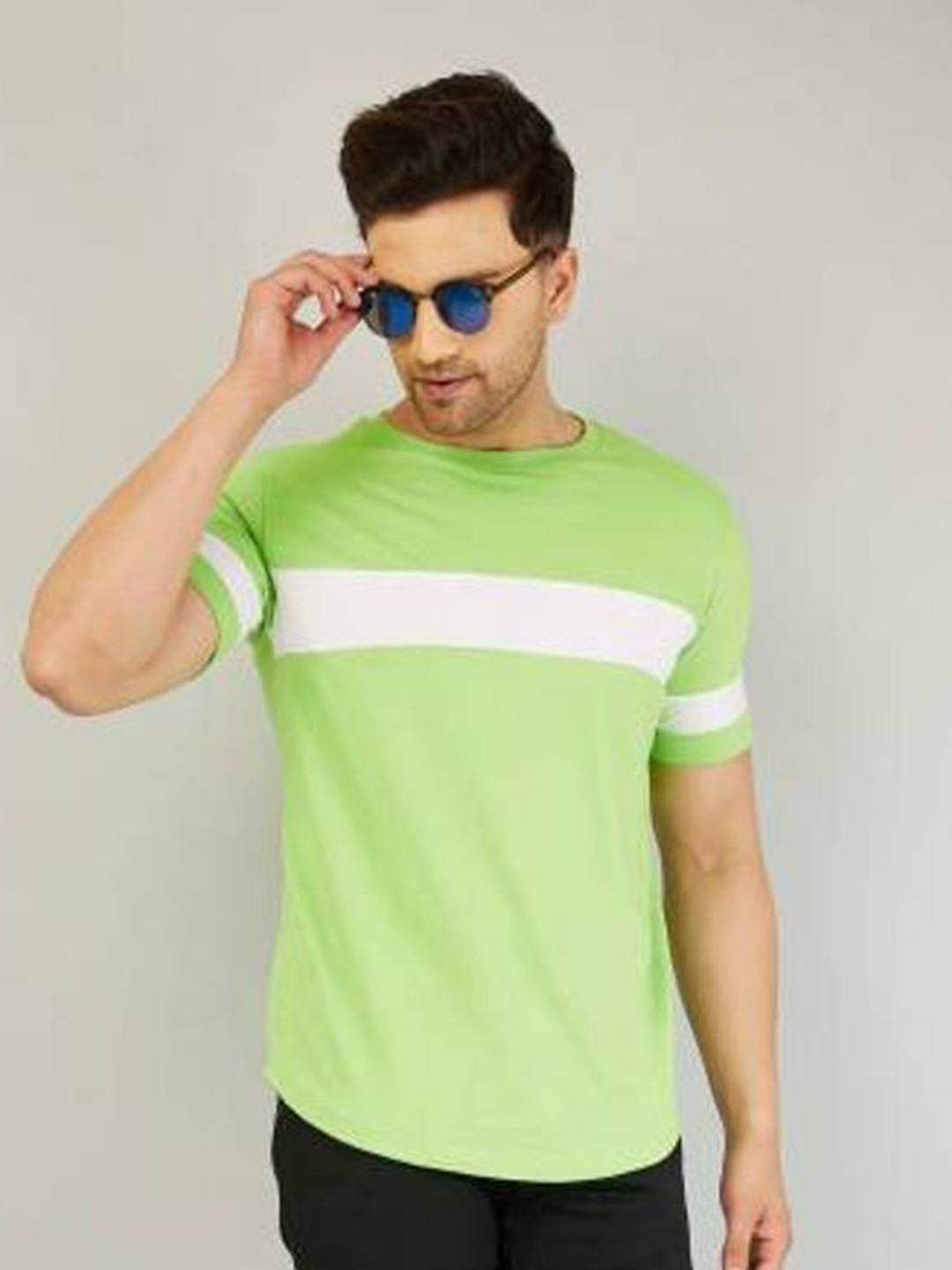 

Rodzen Men Green Printed Pure Cotton T-shirt
