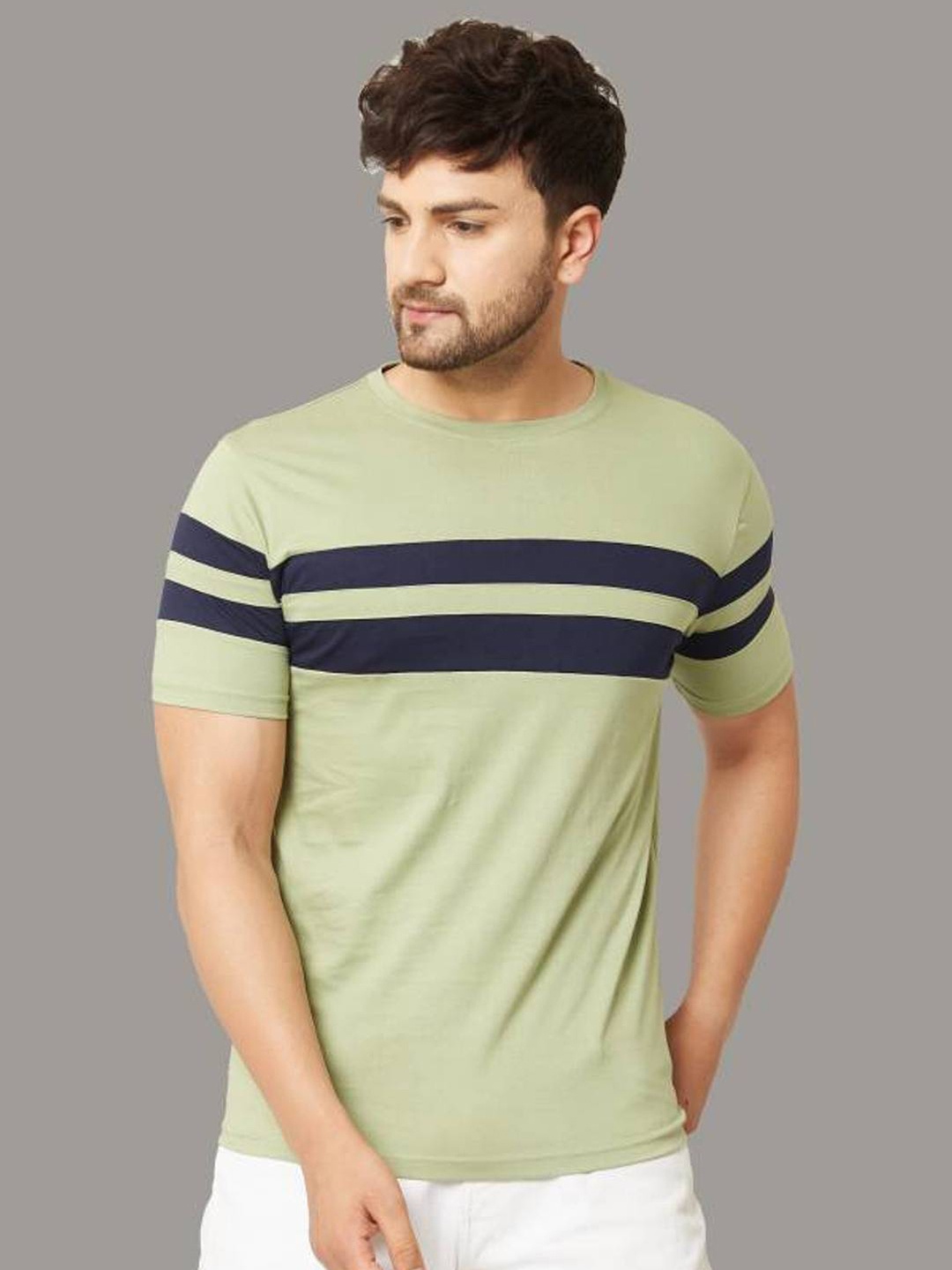 

Rodzen Men Green Printed Pure Cotton T-shirt