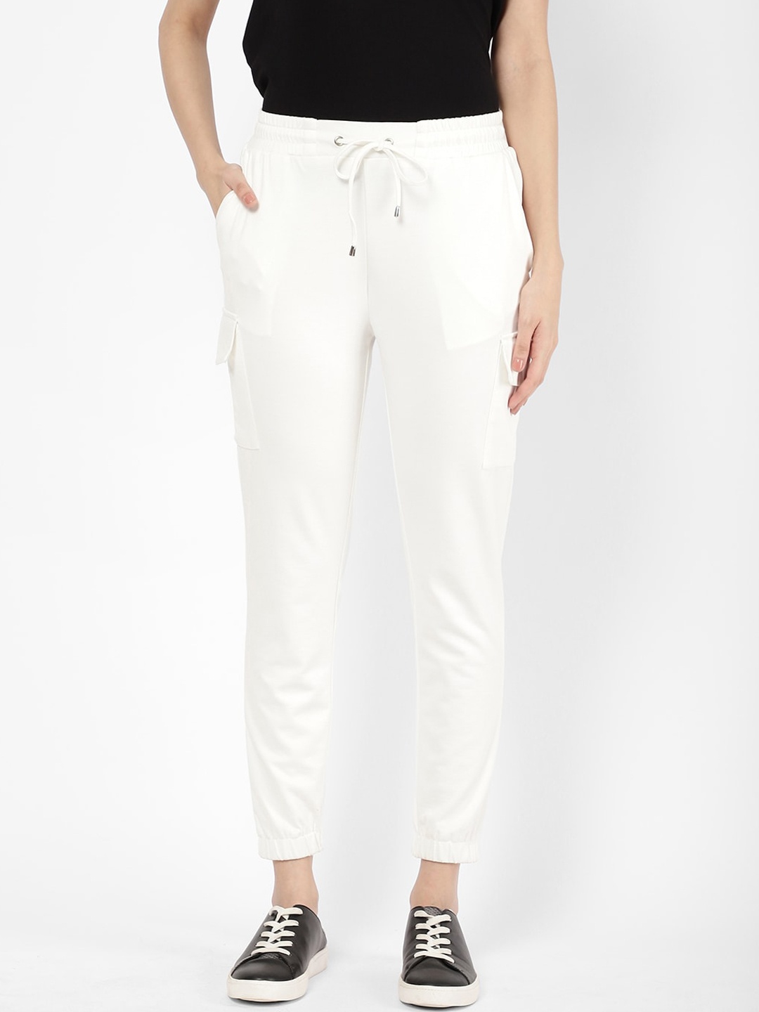

R&B Women White Solid Cotton Joggers