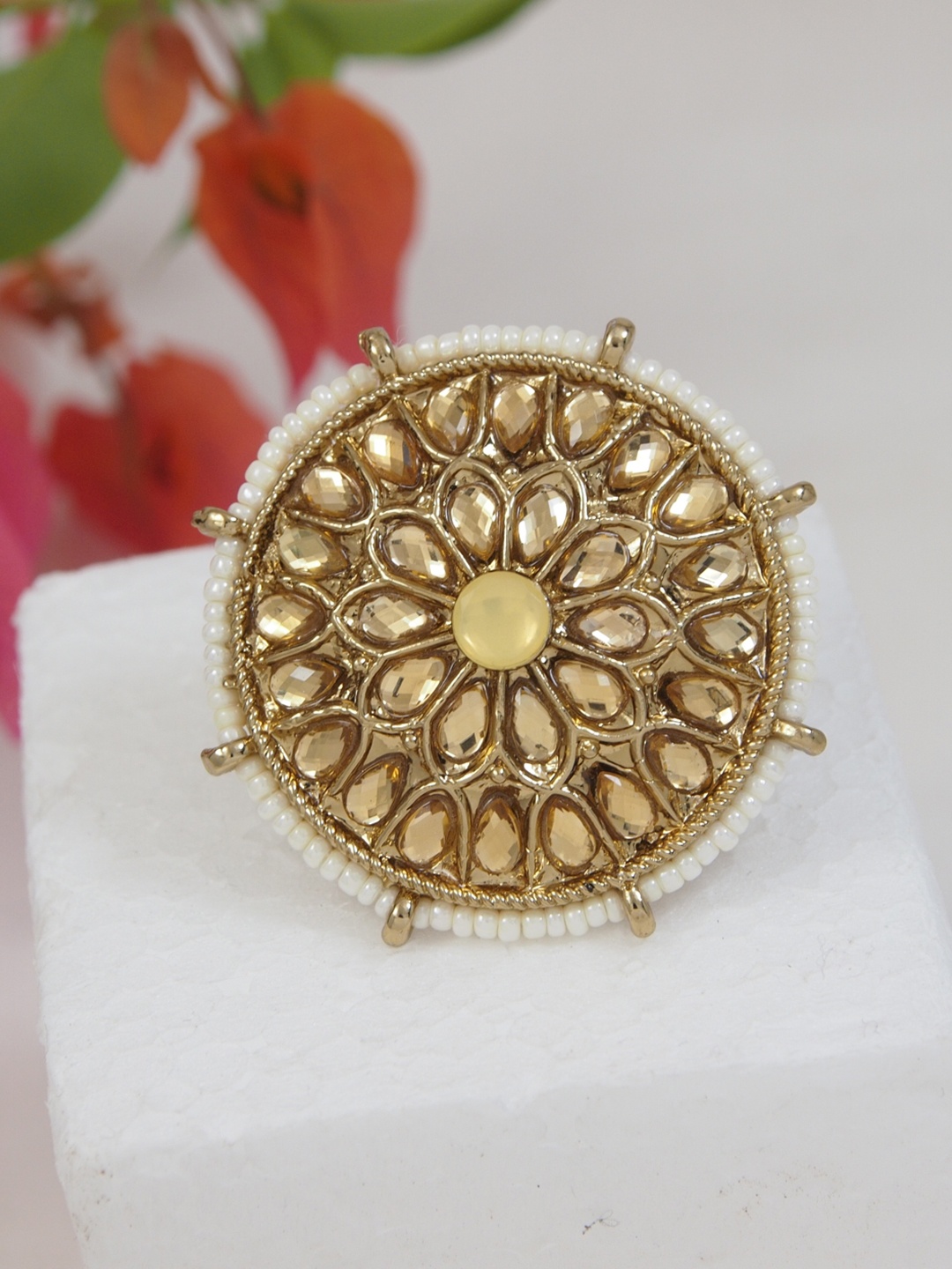 

I Jewels Gold-Toned & White Kundan-Studded Gold-Plated Finger Ring