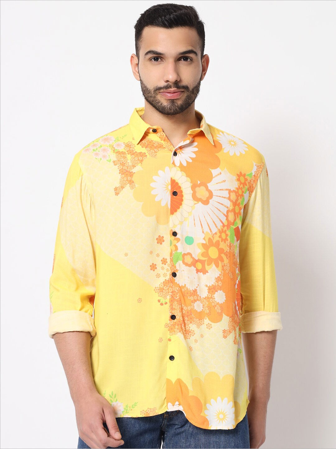 

LAKAALA Men Yellow Cotton Relaxed Floral Printed Casual Shirt