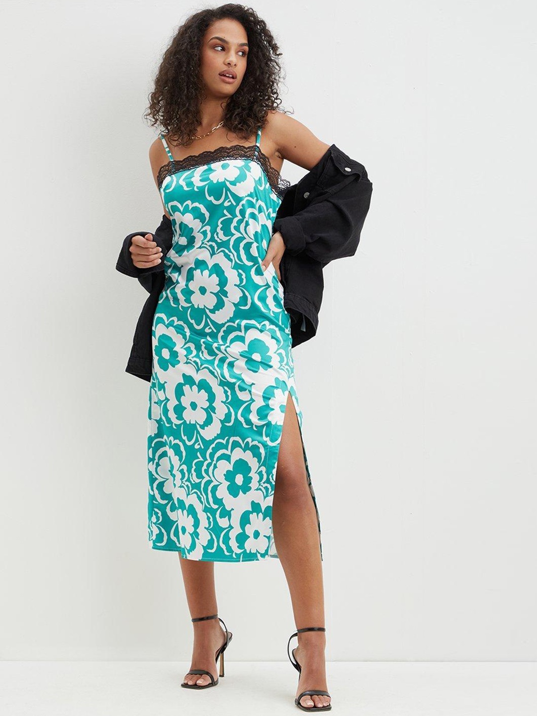 

DOROTHY PERKINS Sea Green & White Floral Print A-Line Midi Dress