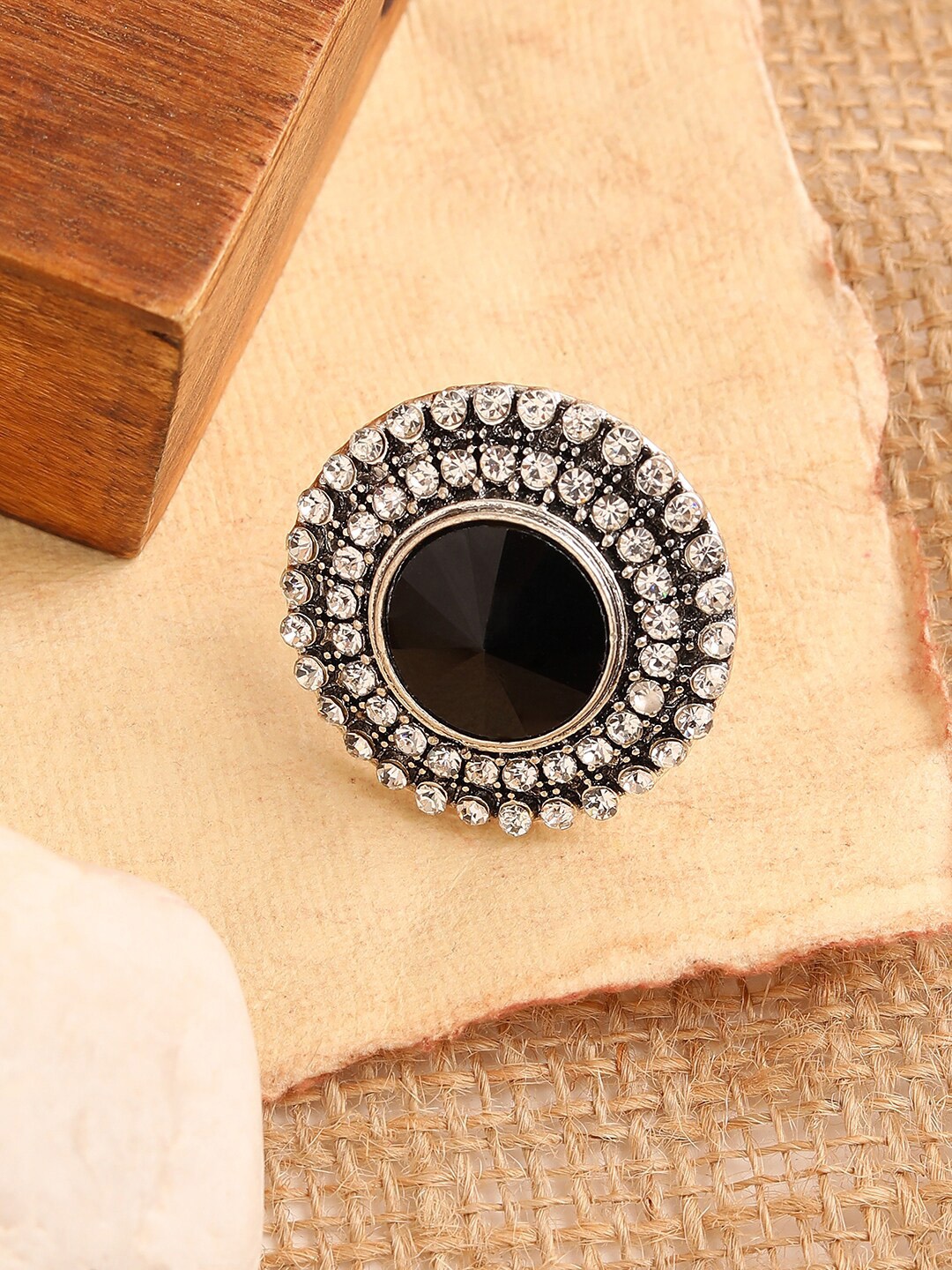 

SOHI Silver-Plated Black Stone Studded Finger Ring