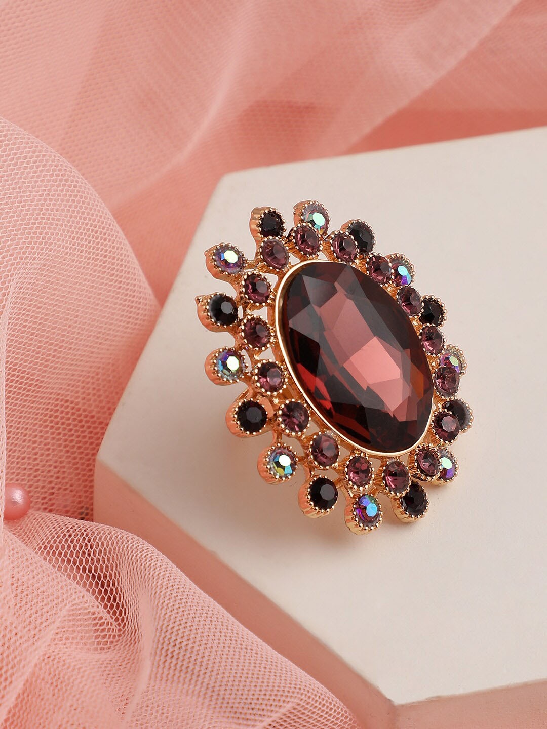 

SOHI Gold-Plated Red Stone Studded Finger Ring
