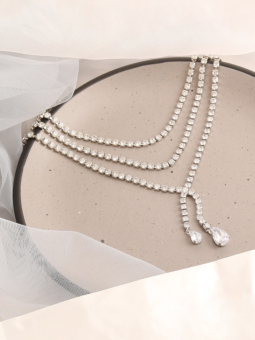 

SOHI Silver-Toned & White Silver-Plated Chain
