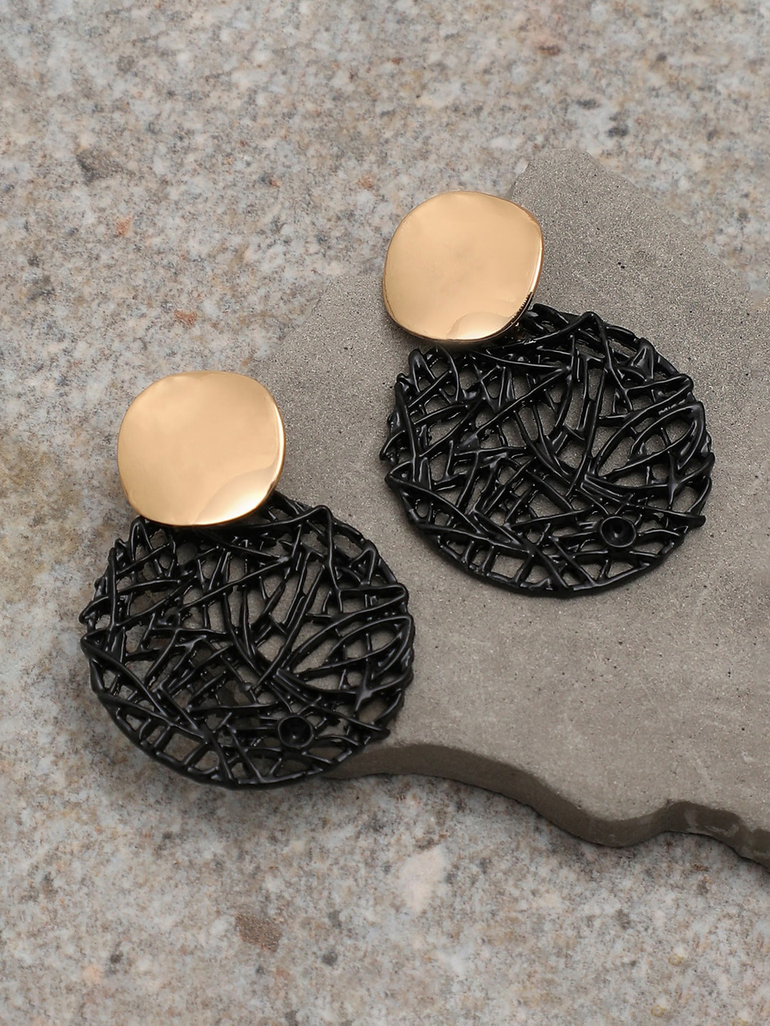 

SOHI Black Contemporary Studs Earrings