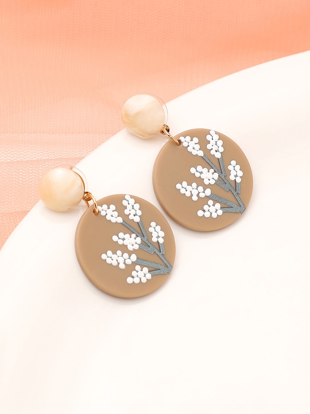 

SOHI Brown Contemporary Drop Earrings