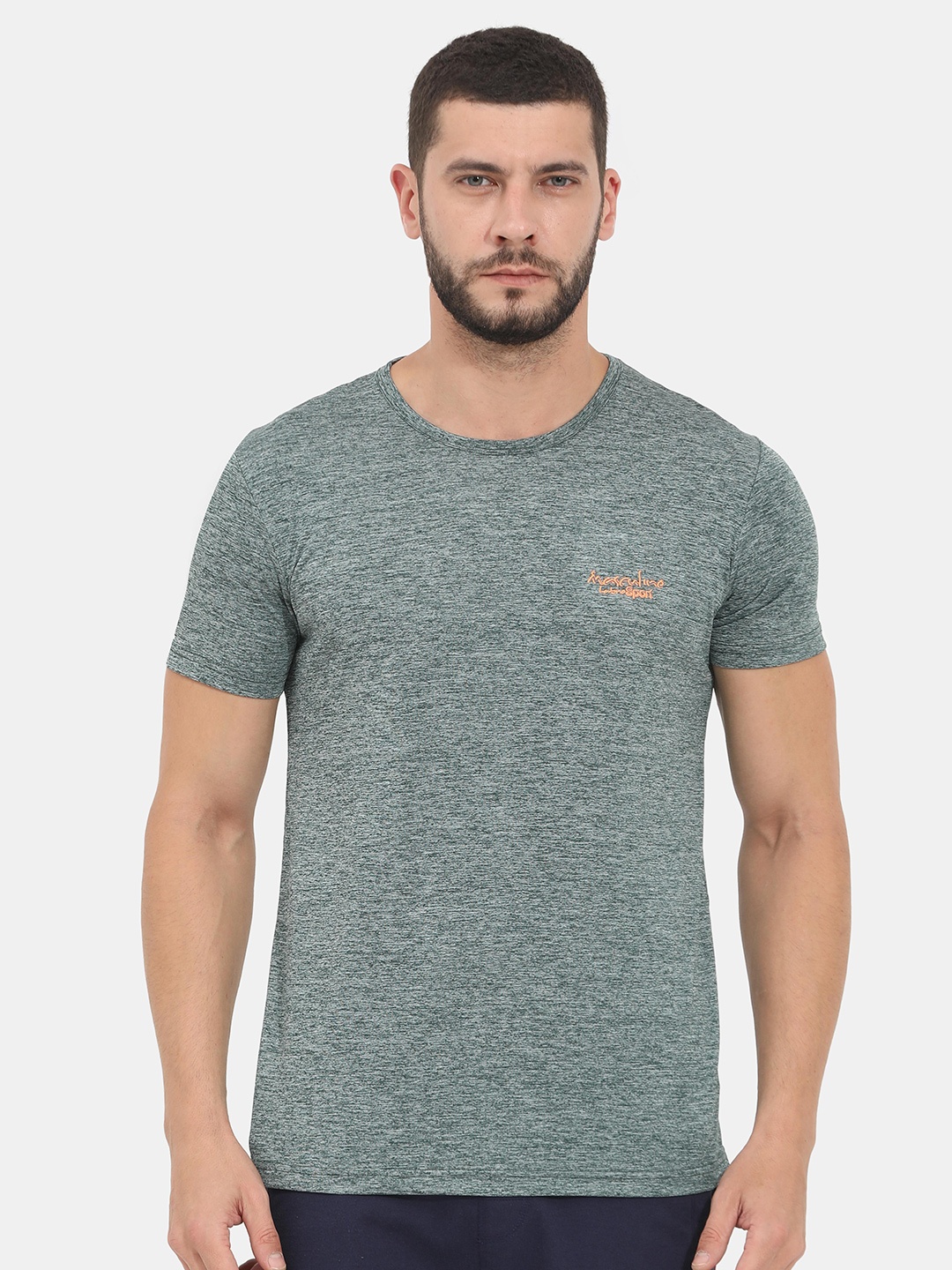 

Masculino Latino Men Green T-shirt