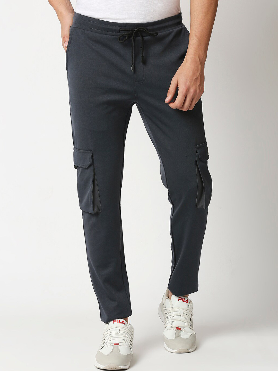 

Manaca Men Blue Solid Relaxed-Fit Track Pant