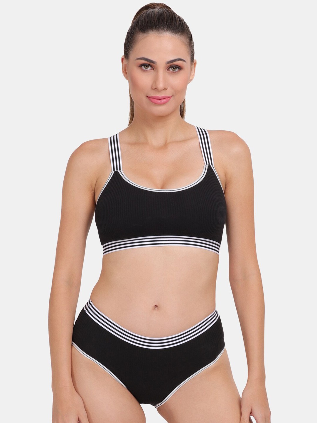 

Amour Secret Women Black Solid Lingerie Set